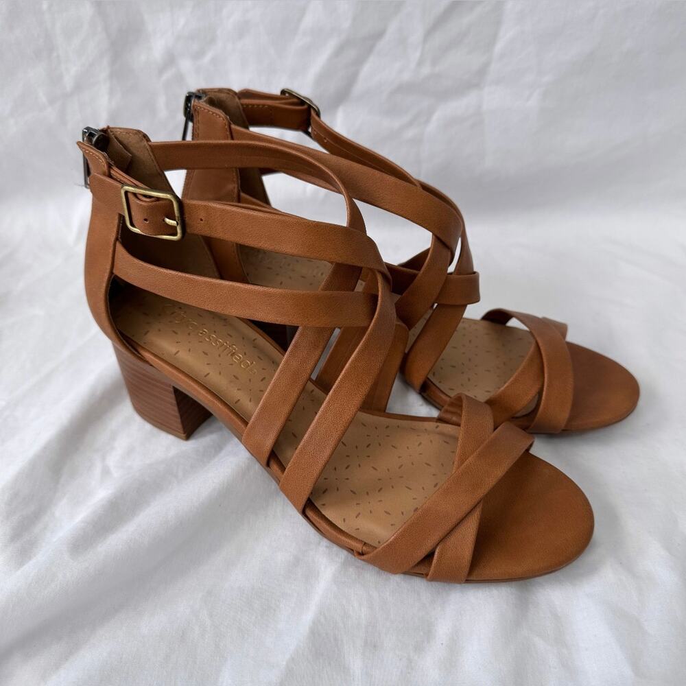 City Classified Brown Strappy Heeled Sandals SIze 8.5